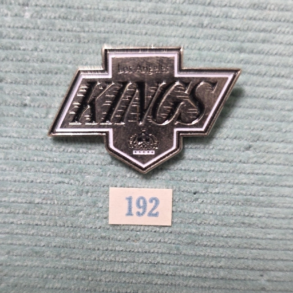 LA Kings Hockey Pin